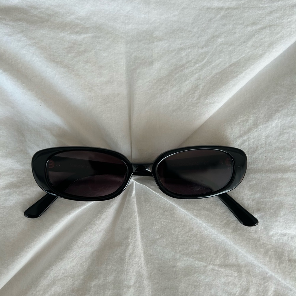 Velvet Canyon Black Velvetines sunglasses